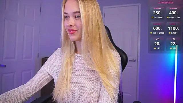 DanikaDillan online show from 12.27.24