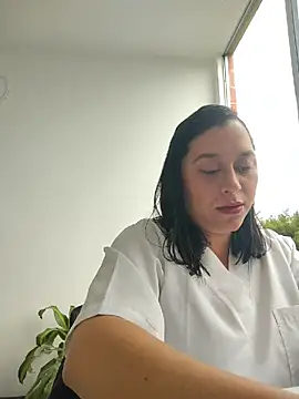 Snapshot of Queen-yessi12 chatting on 08.04.26 Queen-yessi12 online show from 08.04.26