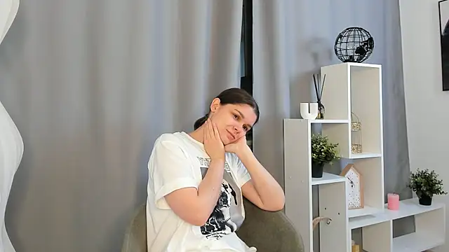 Snapshot of KyleFeight chatting on 08.02.26 KyleFeight online show from 08.02.26