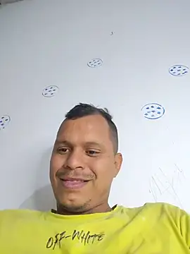 Snapshot of 24_MOSTRUOSO chatting on 08.03.26 24 MOSTRUOSO online show from 08.03.26