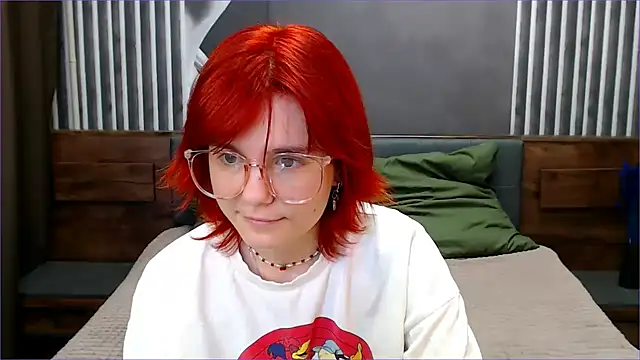 Avrora Vance online show from 08.05.26