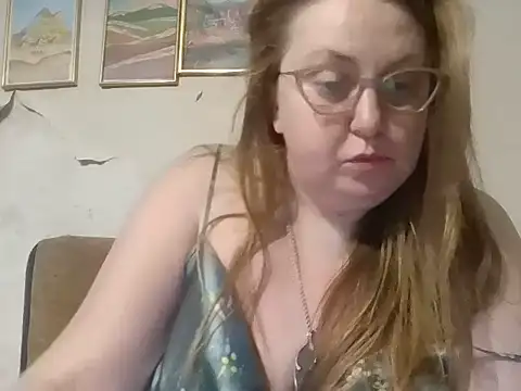 Snapshot of NyxVanta chatting on 08.05.26 NyxVanta online show from 08.05.26