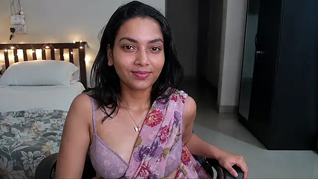 Snapshot of Mishika_lust chatting on 08.04.26 Mishika lust online show from 08.04.26