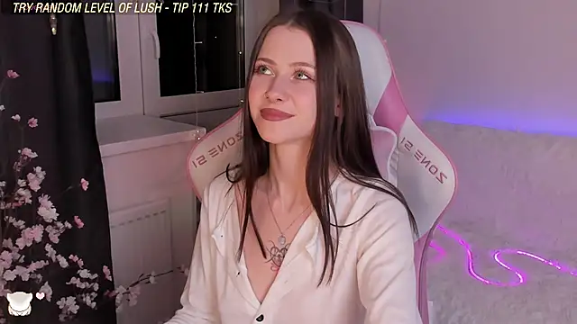 LoveJuliya online show from 12.20.24