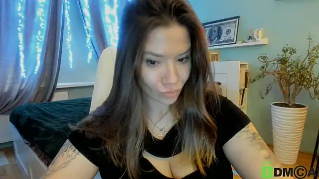 NickyBlein23 online show from 01.14.25