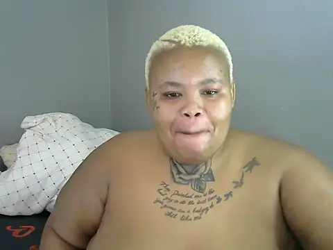 Snapshot of Taraj_thee_thick chatting on 08.08.26 Taraj thee thick online show from 08.08.26