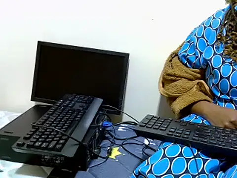 creamy val online show from 08.07.26