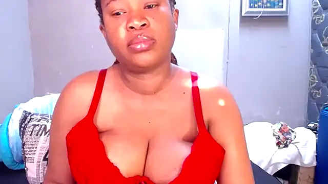 Snapshot of BigAreola26 chatting on 10.24.25 BigAreola26 online show from 10.24.25