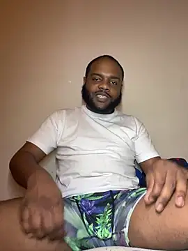 Snapshot of BigHunchoDick chatting on 02.24.25 BigHunchoDick online show from 02.24.25