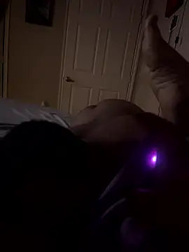 Snapshot of BigHunchoDick chatting on 10.04.25 BigHunchoDick online show from 10.04.25