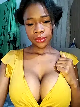 Snapshot of angel_allis chatting on 10.24.25 angel allis online show from 10.24.25