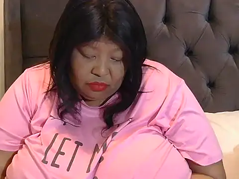 Snapshot of nancy111 chatting on 02.24.26 nancy111 online show from 02.24.26