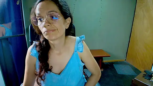 Snapshot of Nattyslave4U chatting on 03.11.25 Nattyslave4U online show from 03.11.25
