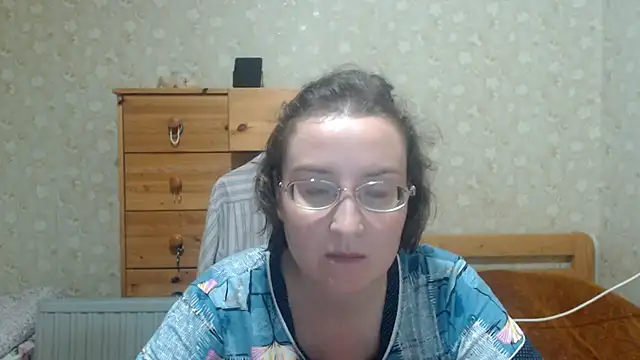 Snapshot of Smart_Rose chatting on 09.21.25 Smart Rose online show from 09.21.25