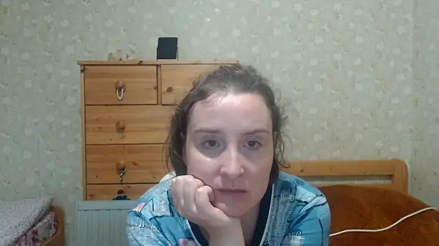 Snapshot of Smart_Rose chatting on 09.24.25 Smart Rose online show from 09.24.25