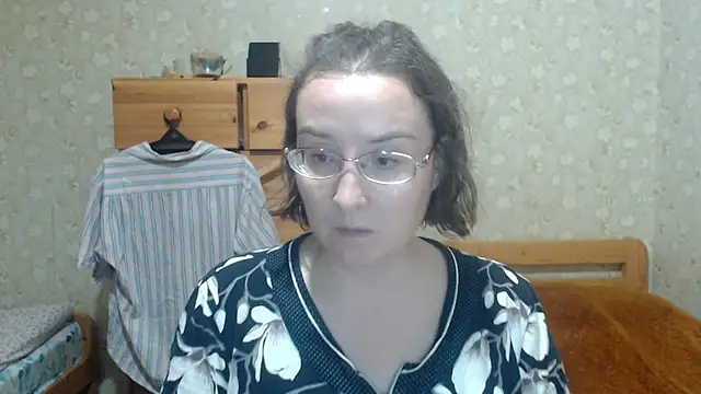 Snapshot of Smart_Rose chatting on 10.14.25 Smart Rose online show from 10.14.25