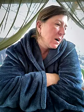 Natali UA online show from 10.31.25