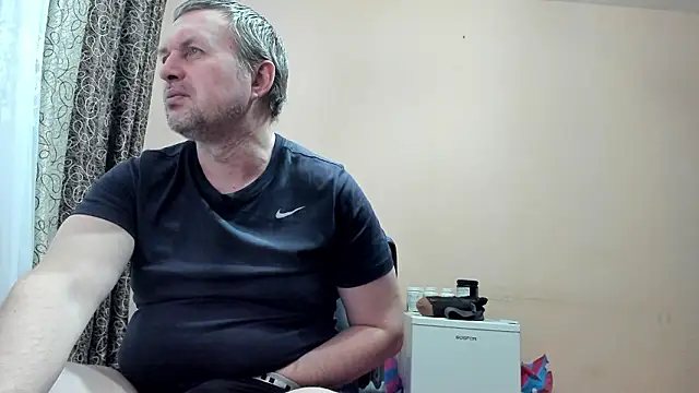 Snapshot of SanFrantsisko chatting on 02.15.26 SanFrantsisko online show from 02.15.26