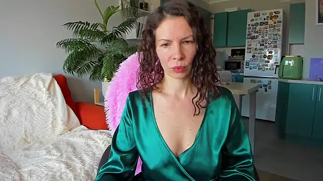 ChristinaGlory online show from 03.18.26