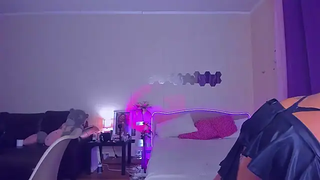 EmmaAbramson online show from 09.23.25