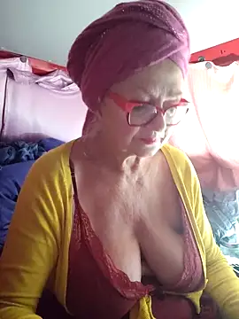 MucMilf59 online show from 02.27.25