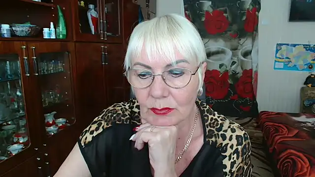 JenaCheim online show from 05.15.26