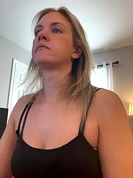 Snapshot of Kay_Cakes chatting on 01.13.26 Kay Cakes online show from 01.13.26