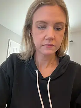 Snapshot of Kay_Cakes chatting on 02.04.26 Kay Cakes online show from 02.04.26