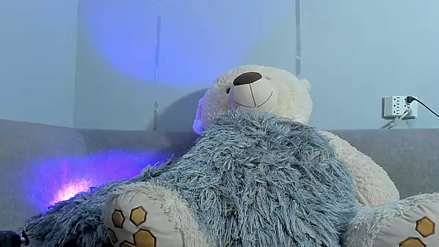 SandraGoldstein online show from 02.15.25