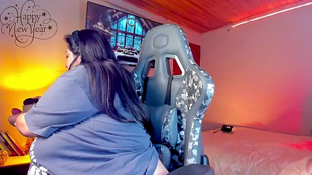 Snapshot of coraline_latin chatting on 01.01.25 coraline latin online show from 01.01.25