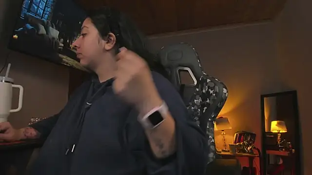 Snapshot of coraline_latin chatting on 02.17.25 coraline latin online show from 02.17.25