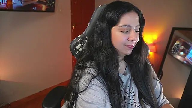 coraline latin online show from 11.24.25