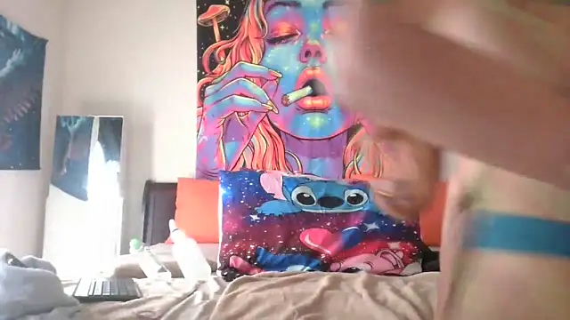 Snapshot of EnticingAaliyah chatting on 02.19.26 EnticingAaliyah online show from 02.19.26