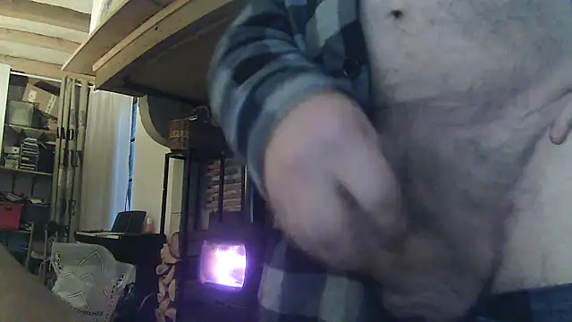 Snapshot of phlox3 chatting on 02.15.26 phlox3 online show from 02.15.26