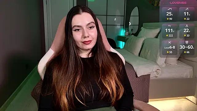 Snapshot of Foxohlove chatting on 02.16.25 Foxohlove online show from 02.16.25