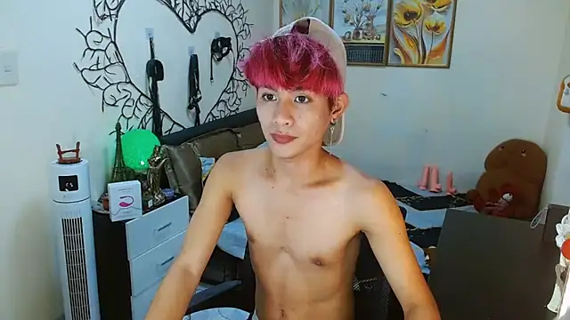 WildestTwink online show from 09.29.25