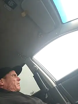 Snapshot of 415cali925 chatting on 11.30.25 415cali925 online show from 11.30.25