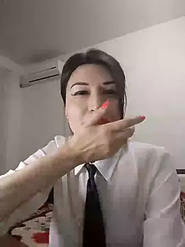 Snapshot of RebeccaNice chatting on 02.01.25 RebeccaNice online show from 02.01.25