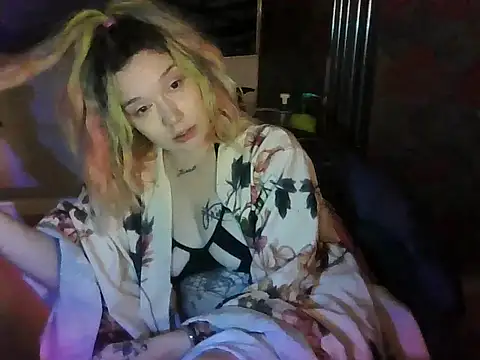 Snapshot of TEXASMARYYYJANE chatting on 05.15.26 TEXASMARYYYJANE online show from 05.15.26