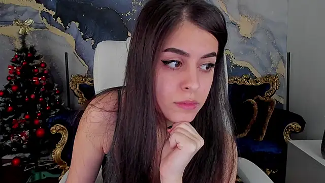 Snapshot of GoldBabyS chatting on 12.19.24 GoldBabyS online show from 12.19.24