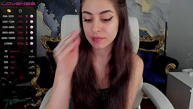 Snapshot of GoldBabyS chatting on 01.05.25 GoldBabyS online show from 01.05.25