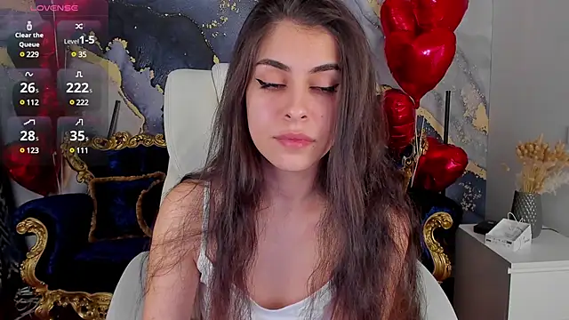 Snapshot of GoldBabyS chatting on 02.19.25 GoldBabyS online show from 02.19.25