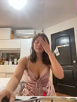 Snapshot of asianmystery203 chatting on 12.22.24 asianmystery203 online show from 12.22.24