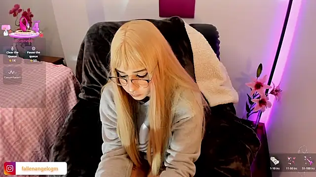 Fallengangel online show from 12.16.25