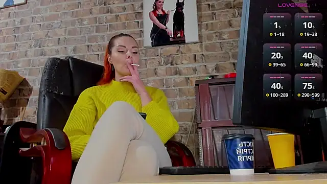 Snapshot of MrsVenus chatting on 12.05.24 MrsVenus online show from 12.05.24