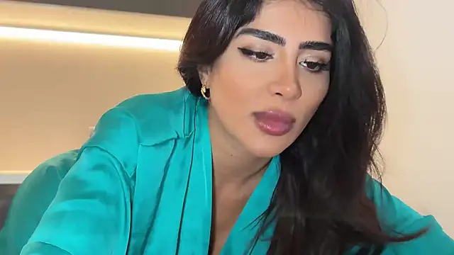 Snapshot of ArabicBarbie chatting on 02.23.25 ArabicBarbie online show from 02.23.25