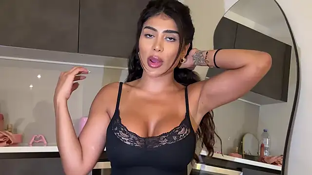 Snapshot of ArabicBarbie chatting on 09.26.25 ArabicBarbie online show from 09.26.25