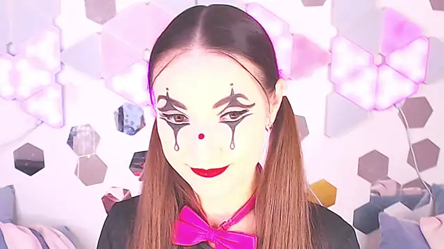 LexiKiss online show from 11.26.25