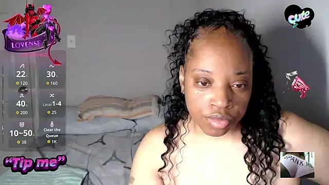 Sexymona1218 online show from 11.23.25