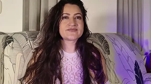 DeesseLuxure online show from 01.17.26